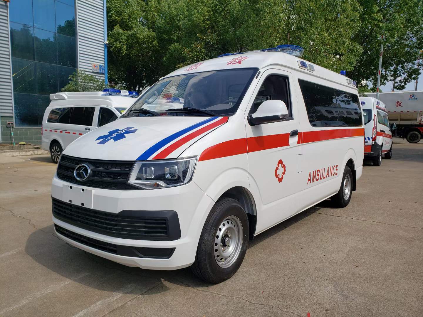 金龍凱銳救護(hù)車