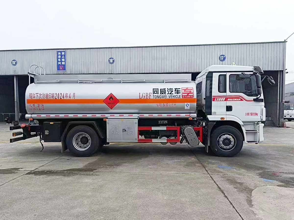 陜汽德龍12噸油罐車
