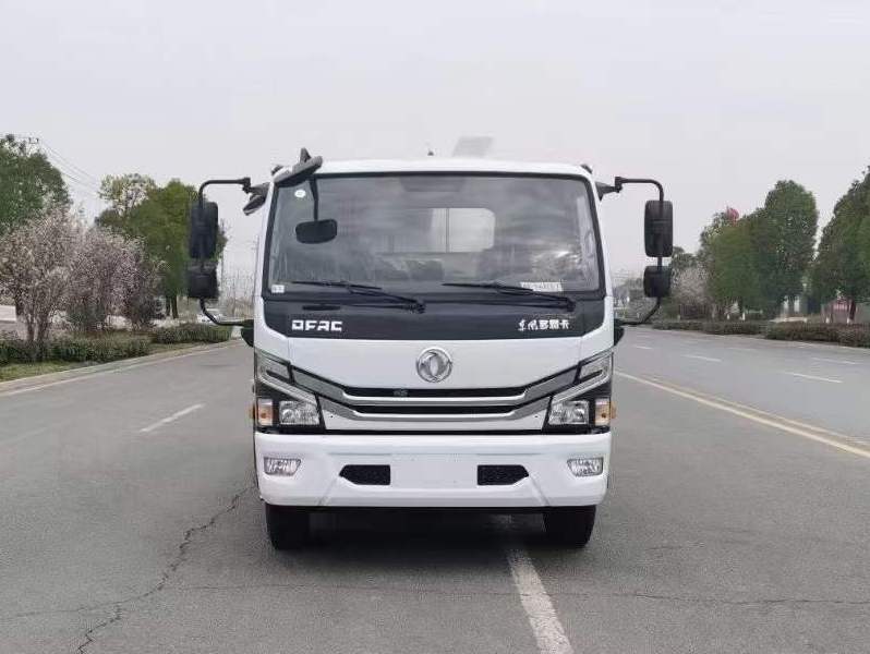 黃牌 東風(fēng)D7瀝青灑布車